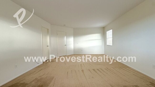 Building Photo - 9640 Peridot Ave