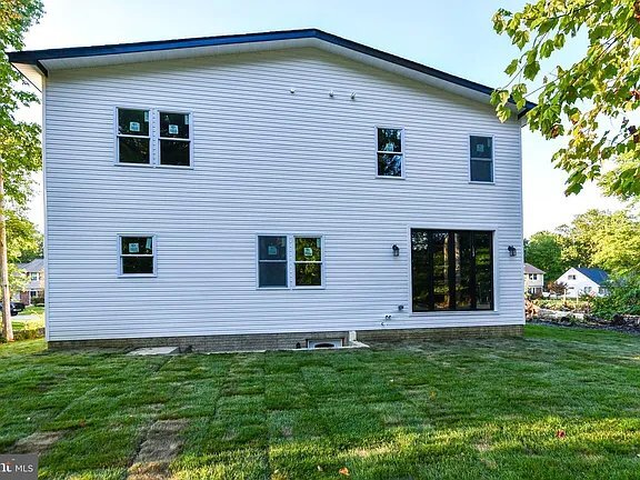 Building Photo - 1 Ayrwood Ln