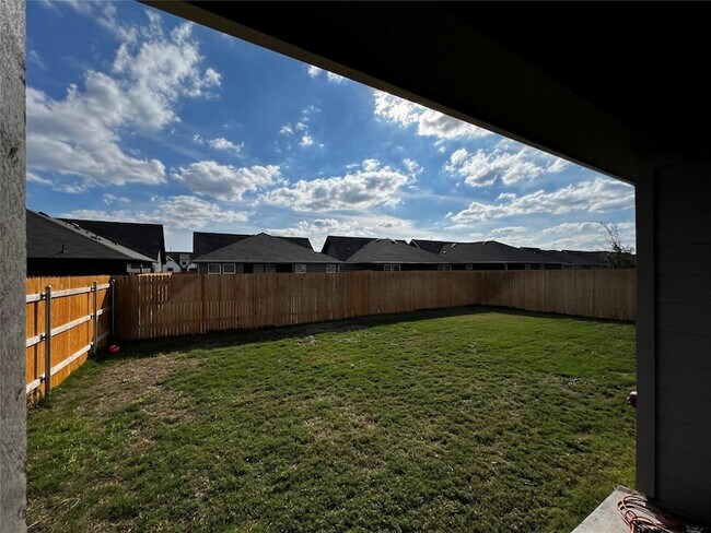 Building Photo - 1009 Marvin Wy