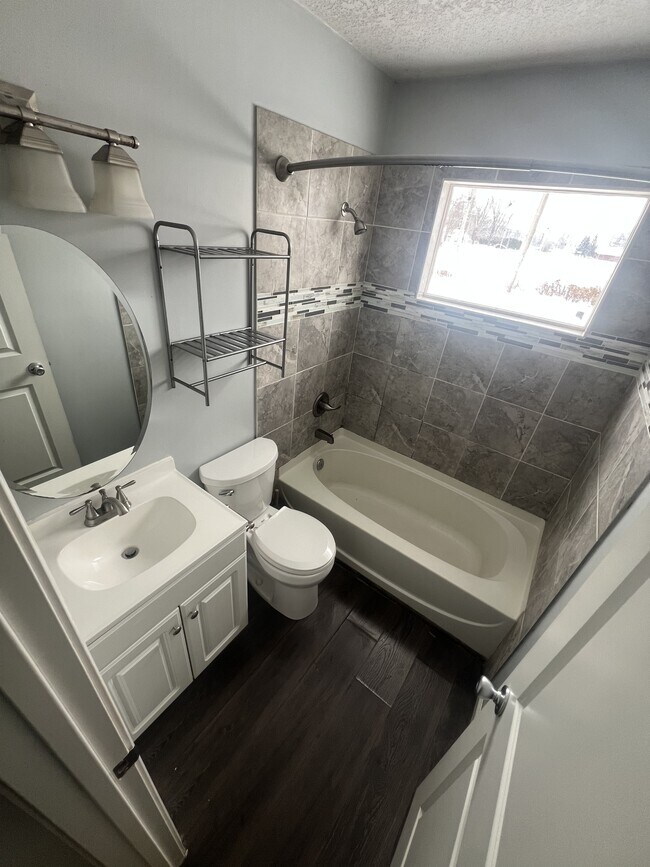 Building Photo - 638 Kimberton Dr