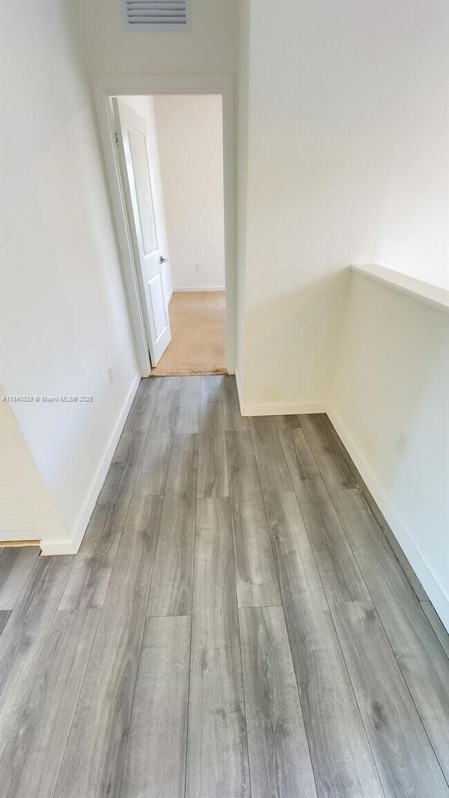 Building Photo - 24461 SW 117 Path