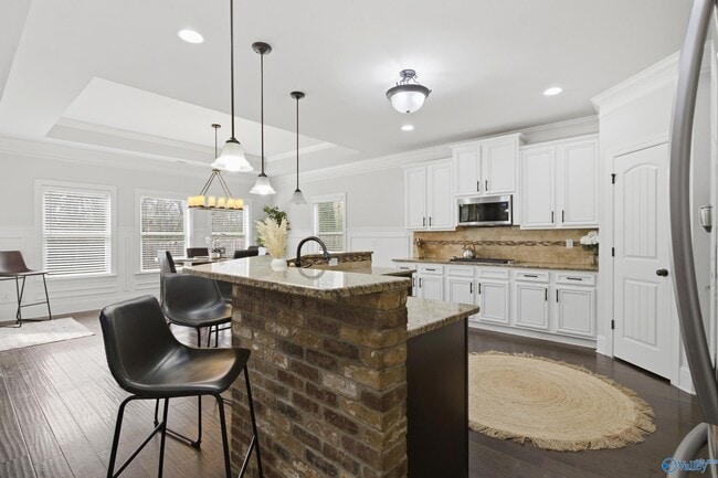 Building Photo - 8349 Anslee Way NW