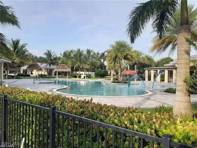 Building Photo - 2049 Fairmont Ln