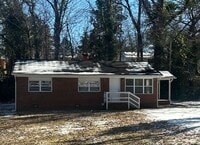 Building Photo - Newly Renovated 3 Bedroom Home in Durham!