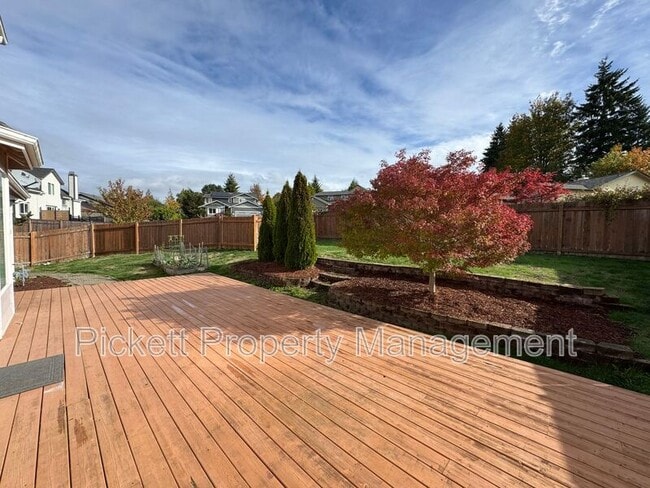 Building Photo - 1379 Amber Ct NE