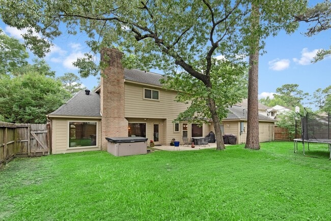 Building Photo - 16130 Hexham Dr