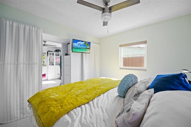 Building Photo - 350 NE 59th St