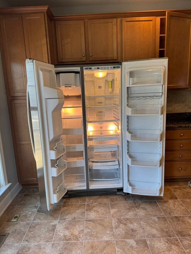 Building Photo - 14828 Potomac Branch Dr