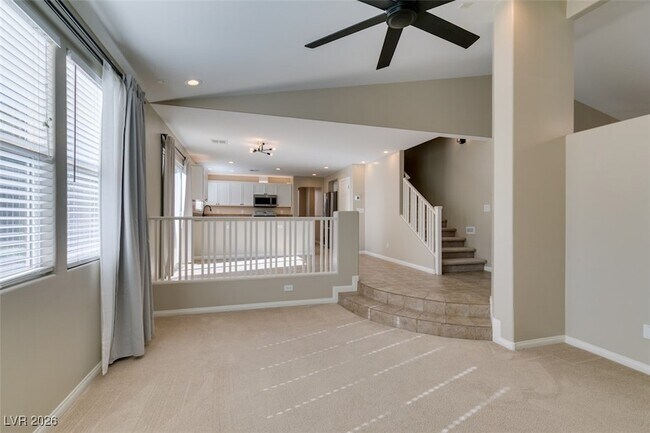 Building Photo - 25 Precipice Ct