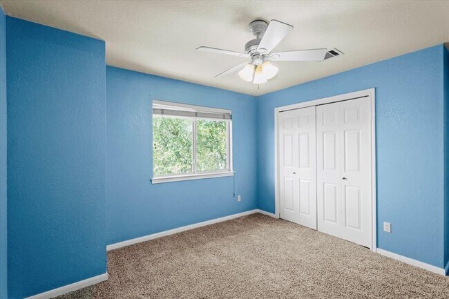 Building Photo - 3112 Burks Ln