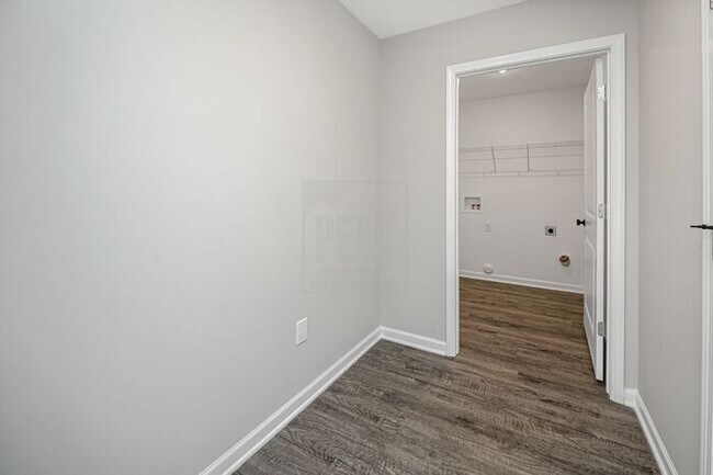 Building Photo - Celebrate Spring in Style:  Brand New Construction Home for Lease!