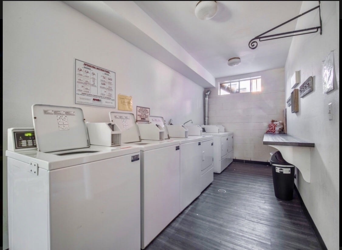 Laundry Room - 3907 La Crescenta Ave