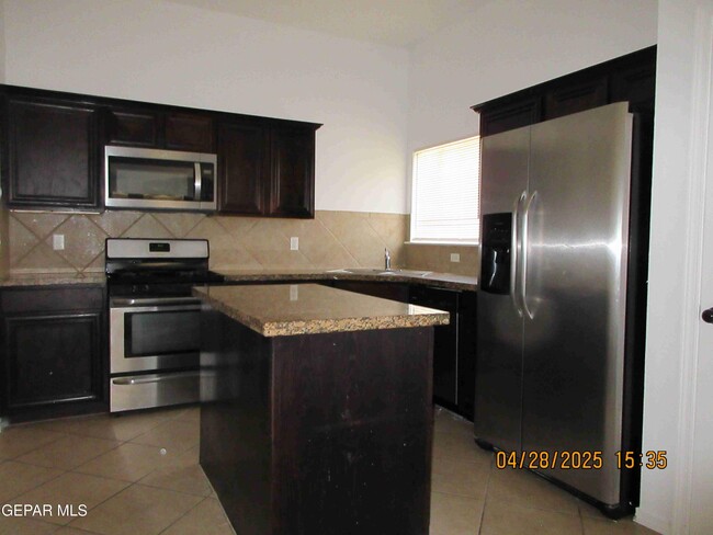 Building Photo - 12769 Ramon Prieto