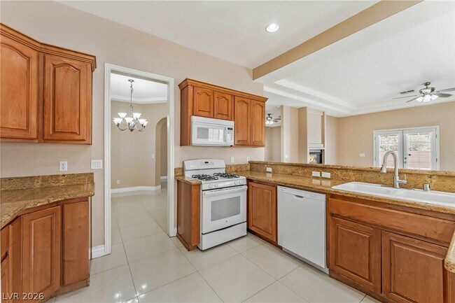 Building Photo - 7205 Madonna Dr