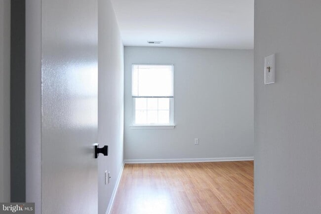 Building Photo - 737 Timber Ln