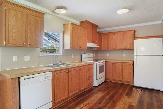 Building Photo - 4bd 2ba Mobile HOME FOR RENT!