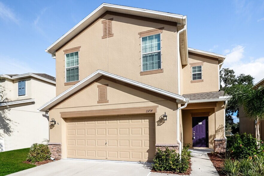 Primary Photo - 13714 Lakemont Dr