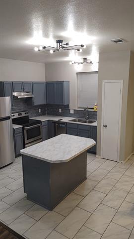 Building Photo - 2645 Ezekial Way