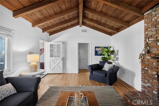 Building Photo - 237 Avenida Montalvo