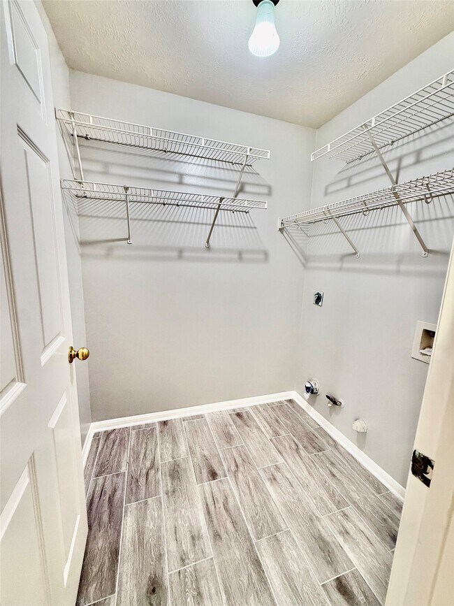 Building Photo - 10827 Moonlit Meadows Ct