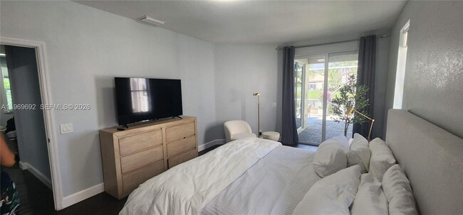 Building Photo - 833 Vista Meadows Dr