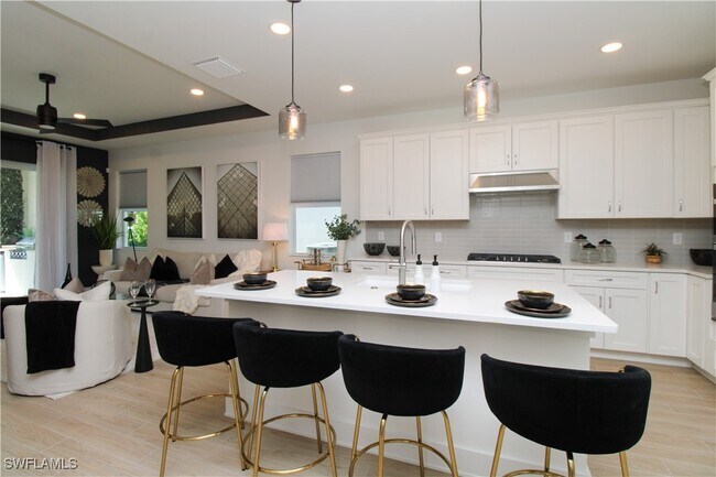 Building Photo - 8857 Oceana Wy