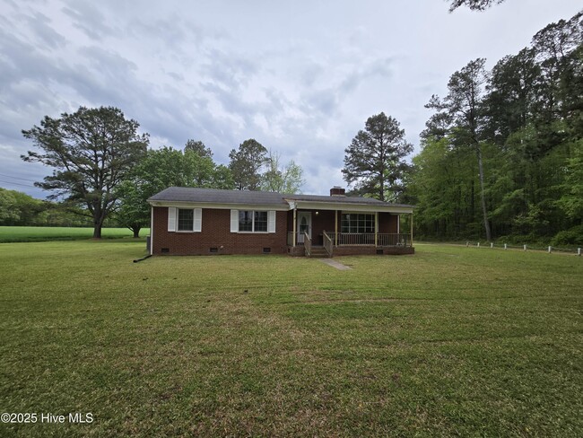 Building Photo - 849 NC-561
