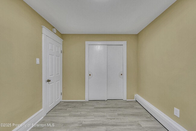 Building Photo - 114 Rushbrook St