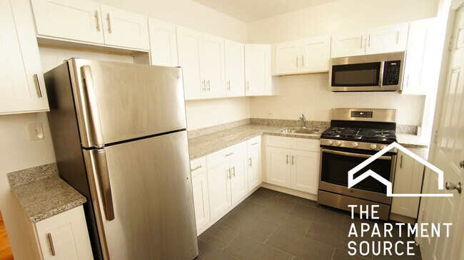 Primary Photo - 2349 N Drake Ave