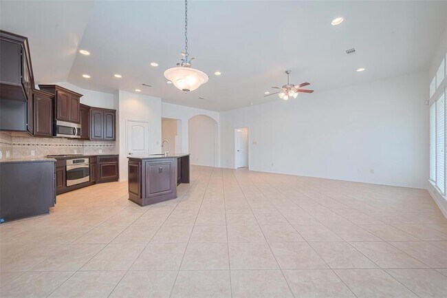 Building Photo - 13315 Peach Orchard Ln