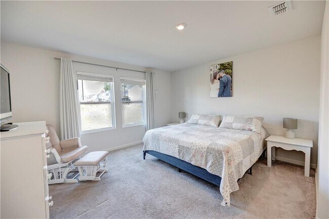 Building Photo - 500 Pemberton St