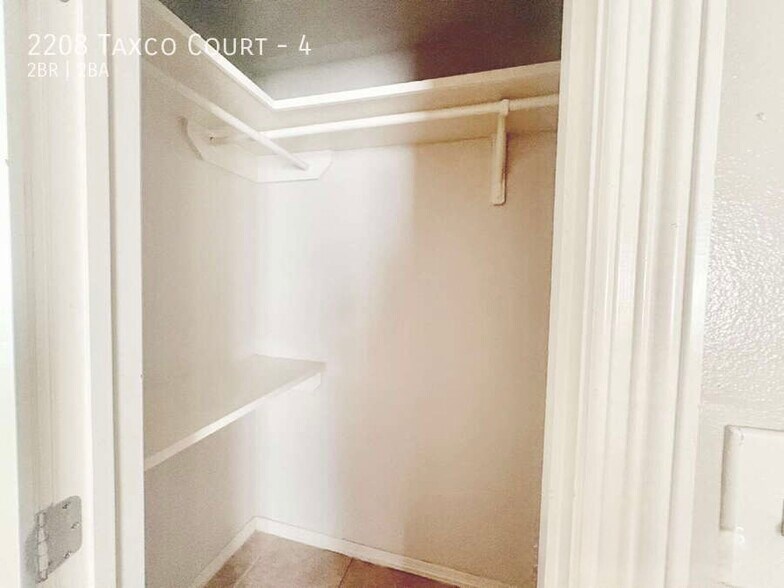 Building Photo - 2208 Taxco Ct