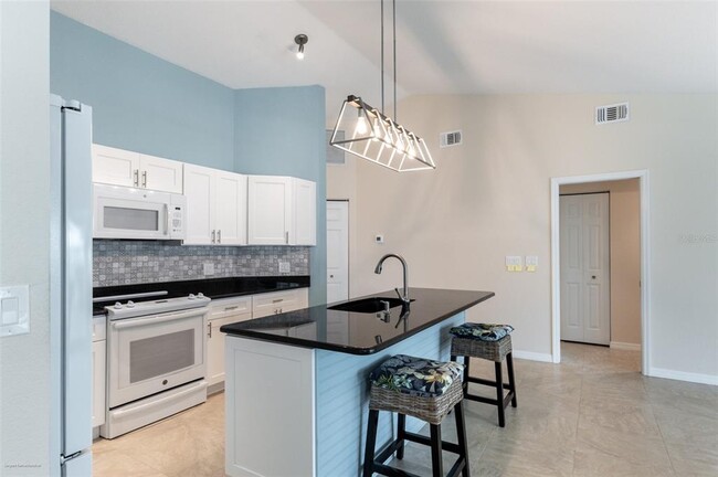 Building Photo - 18646 Kerrville Cir