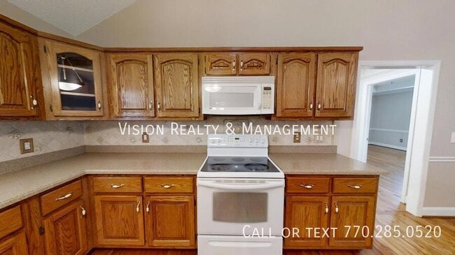 Building Photo - 28 Summerwind Dr