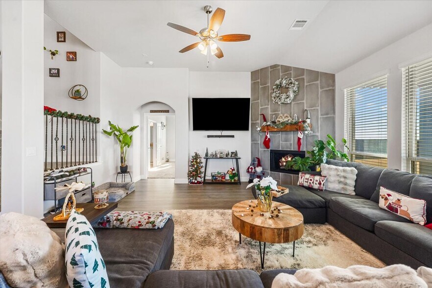 Building Photo - 441 Green Terrace Ct