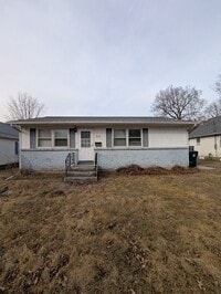Building Photo - Affordable 2 Bedroom Single Family Home for Rent in Rock Falls Coming Soon!