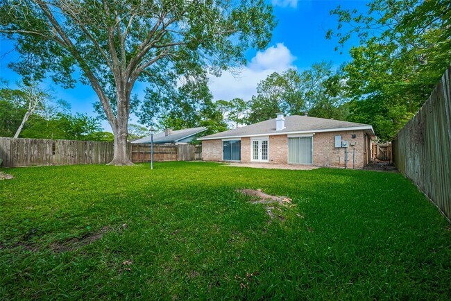 Building Photo - 719 Ramada Dr