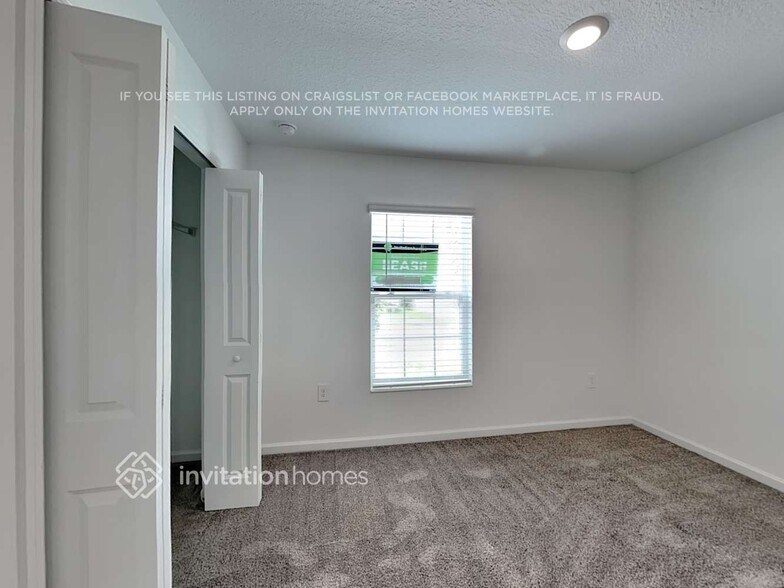 Building Photo - 3007 Blue Bonnet Ln