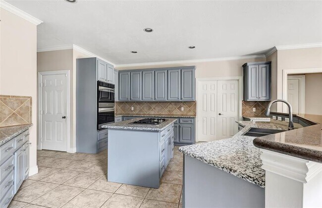 Building Photo - 19402 Texas Laurel Trail