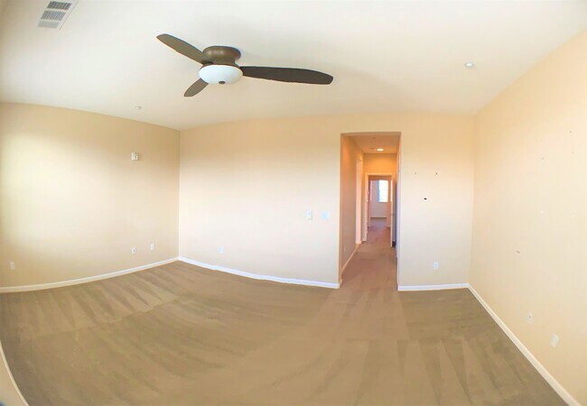 Building Photo - 660 Cedarville Ln