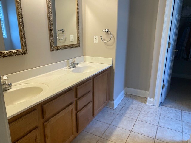 Building Photo - 1202 Griffin Lake Ave