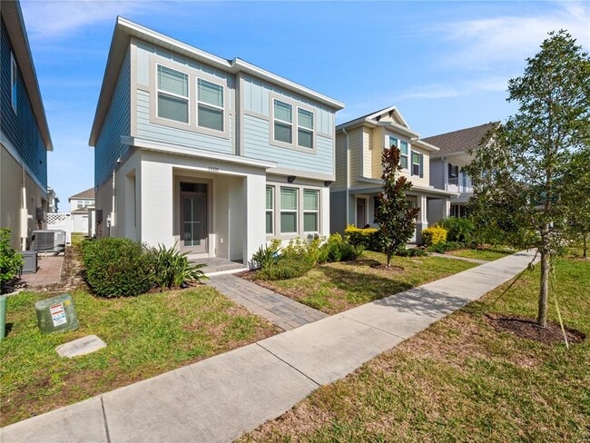 Building Photo - 15318 Lebeau Lp