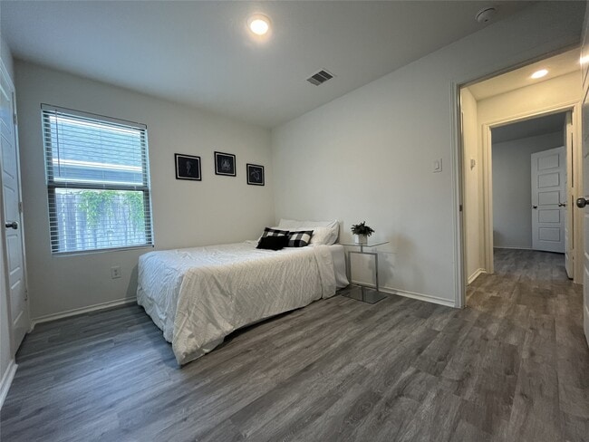 Building Photo - 21618 Lemon Beebrush Ln