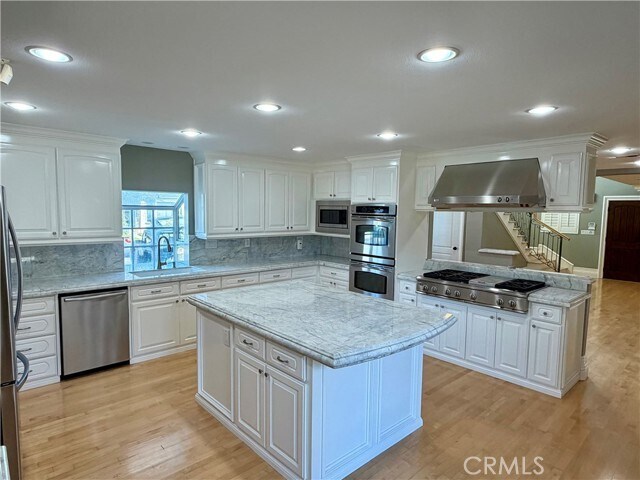 Building Photo - 5243 E Arbor Rd