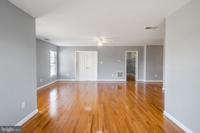 Building Photo - 15309 Lions Den Rd