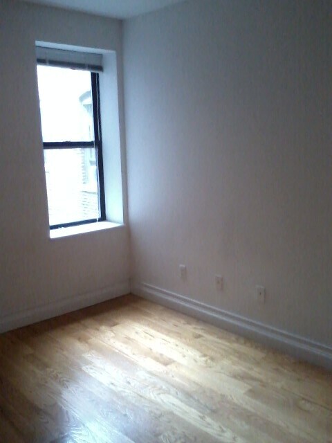 Building Photo - 64 Louis Prang St