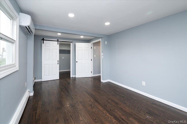 Building Photo - 54 Ketcham Ave