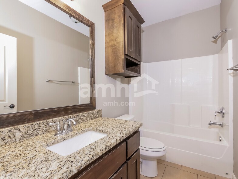 Building Photo - 8308 NW 139th Terrace