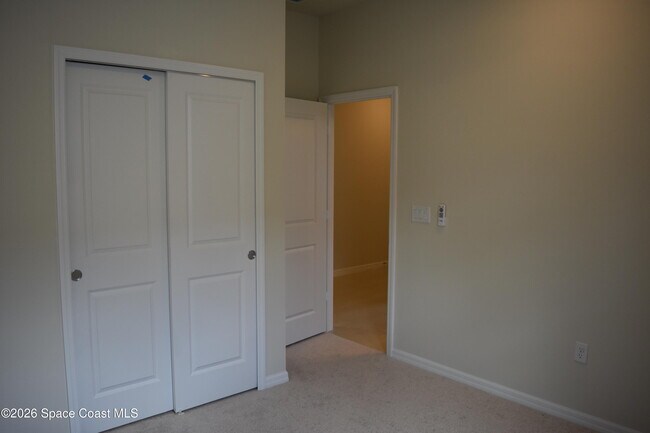 Building Photo - 5039 Sunnytime St