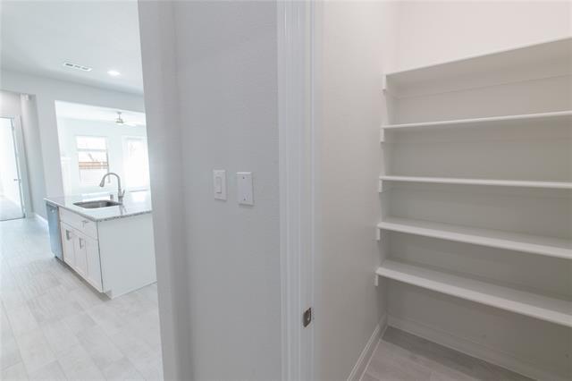 Building Photo - 4540 Refugio Dr